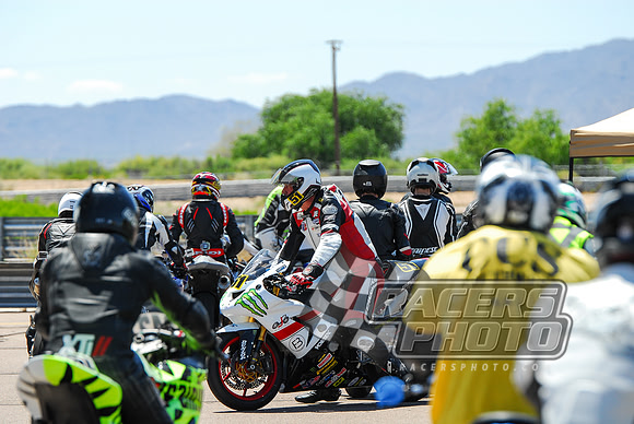 20150517-TW2-Pit-Candids-1012